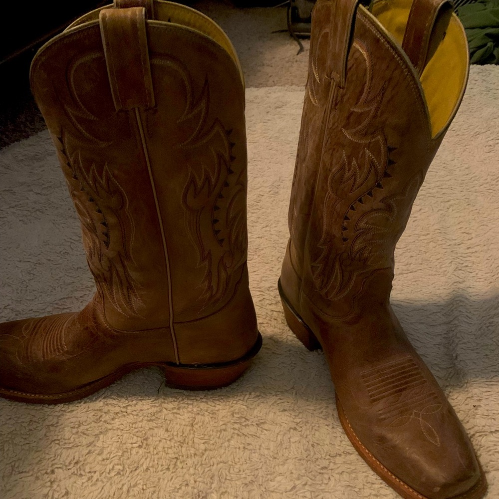 Women's size 10 Nocona leather boots soles slightly worn.